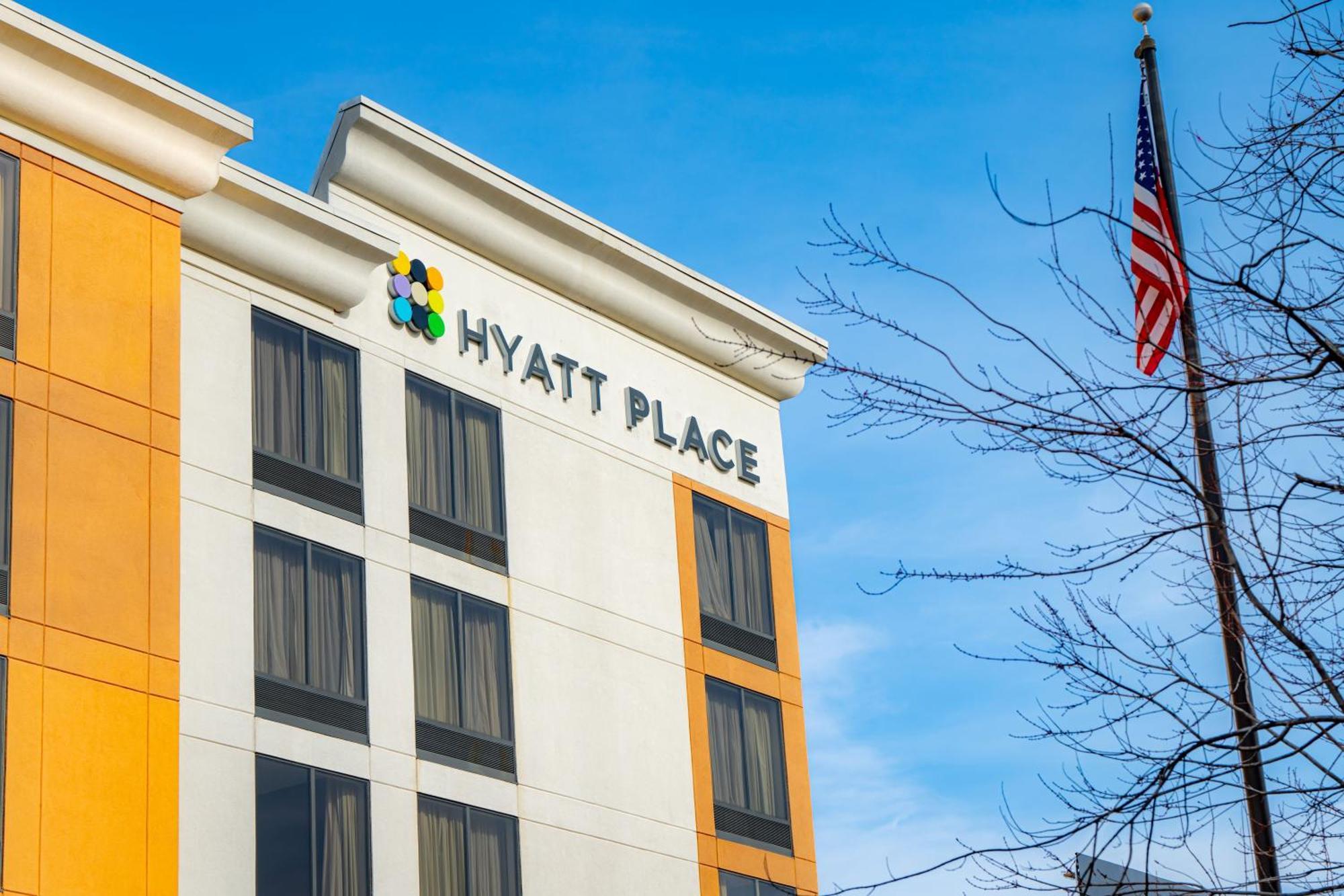 Hyatt Place Atlanta Airport North Hotel Exterior photo